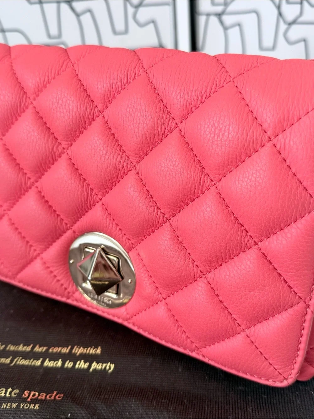 Pre-Owned Kate Spade New York Gold Coast Meadow Shoulder Bag